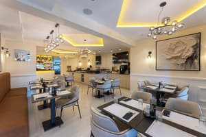 thumbnail: Restaurant