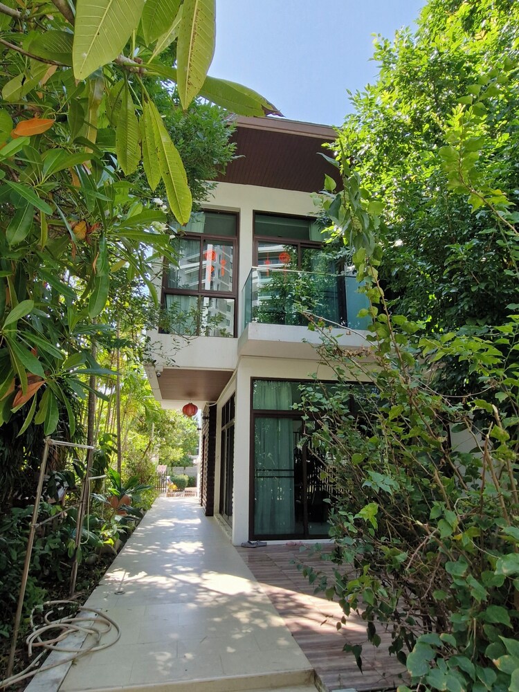 Courtyard view