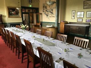 thumbnail: Restaurant