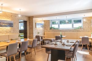 thumbnail: Breakfast area