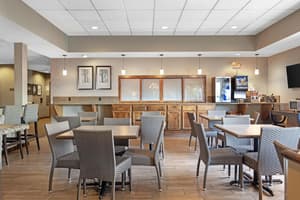 thumbnail: Breakfast area