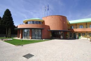 thumbnail: Interior detail