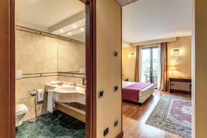 thumbnail: Interior detail