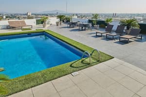thumbnail: Pool