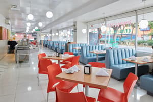 thumbnail: Restaurant