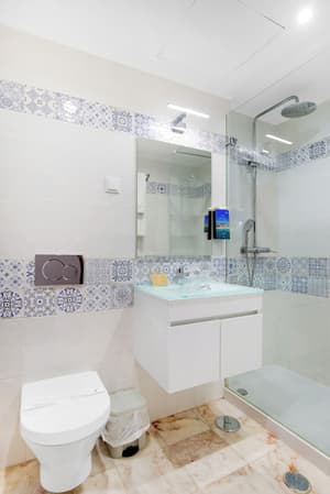 thumbnail: Bathroom