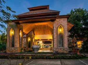 thumbnail: Property entrance