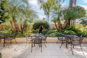 thumbnail: Courtyard