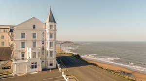 thumbnail: Exterior