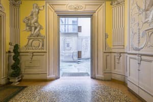 thumbnail: Interior detail