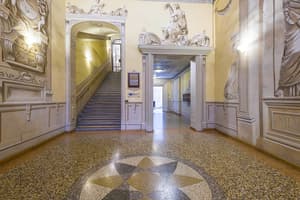 thumbnail: Staircase
