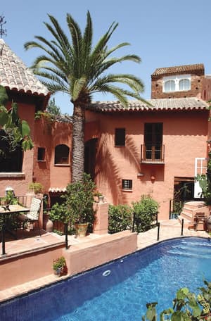 thumbnail: Exterior