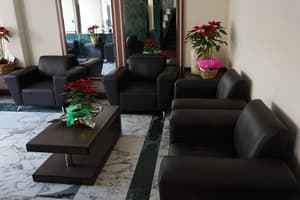 thumbnail: Lobby sitting area