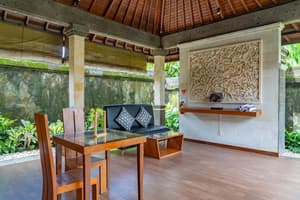 thumbnail: Living area