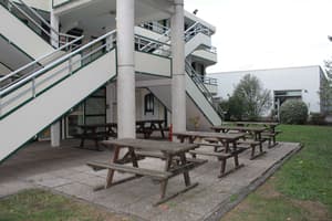 thumbnail: Exterior