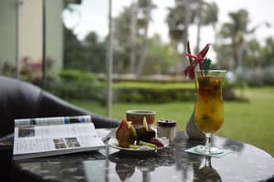 thumbnail: Bar (on property)