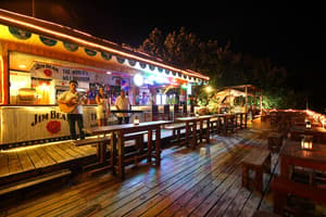 thumbnail: Poolside bar