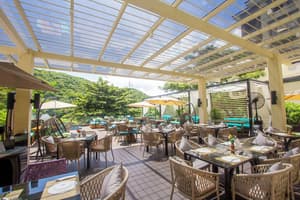 thumbnail: Restaurant
