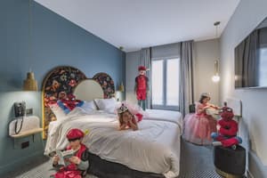 thumbnail: Room