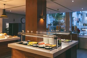 thumbnail: Restaurant