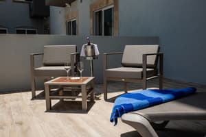 thumbnail: Terrace/patio