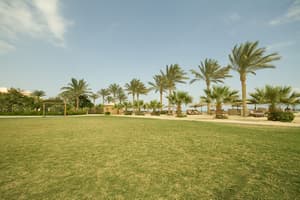thumbnail: Outdoor pool