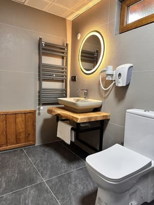 thumbnail: Bathroom