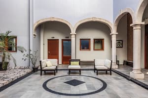 thumbnail: Lobby sitting area