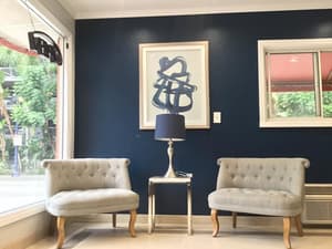 thumbnail: Lobby sitting area