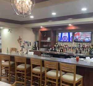 thumbnail: Bar (on property)