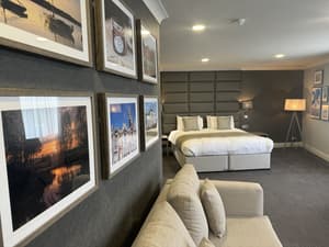 thumbnail: Room
