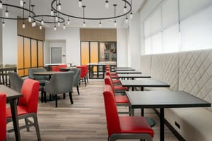 thumbnail: Restaurant