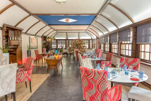 thumbnail: Restaurant
