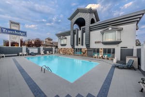 thumbnail: Pool
