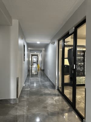 thumbnail: Hallway