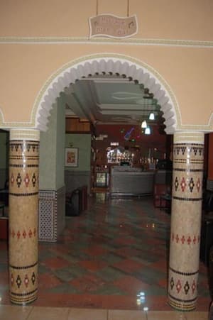 thumbnail: Bar (on property)