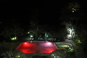 thumbnail: Pool