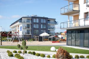 thumbnail: Exterior