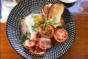 thumbnail: Breakfast meal
