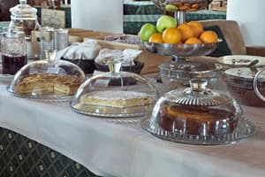 thumbnail: Breakfast buffet