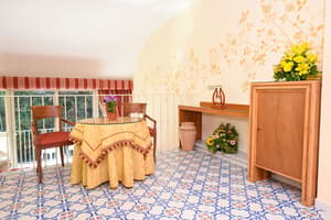 thumbnail: Living area