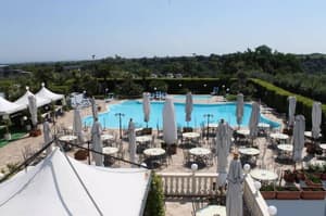 thumbnail: Outdoor pool