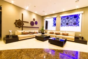 thumbnail: Lobby sitting area