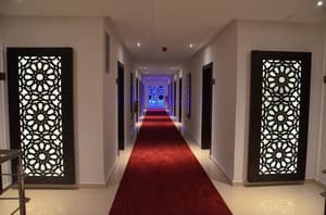 thumbnail: Hallway
