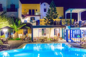 thumbnail: Outdoor dining