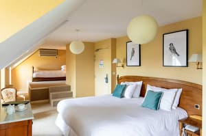 thumbnail: Room