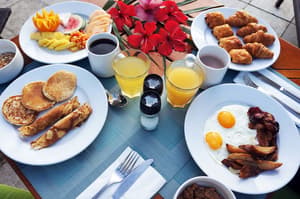 thumbnail: Breakfast buffet