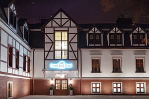 thumbnail: Front of property - evening/night