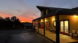 thumbnail: Exterior