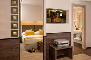 thumbnail: Room